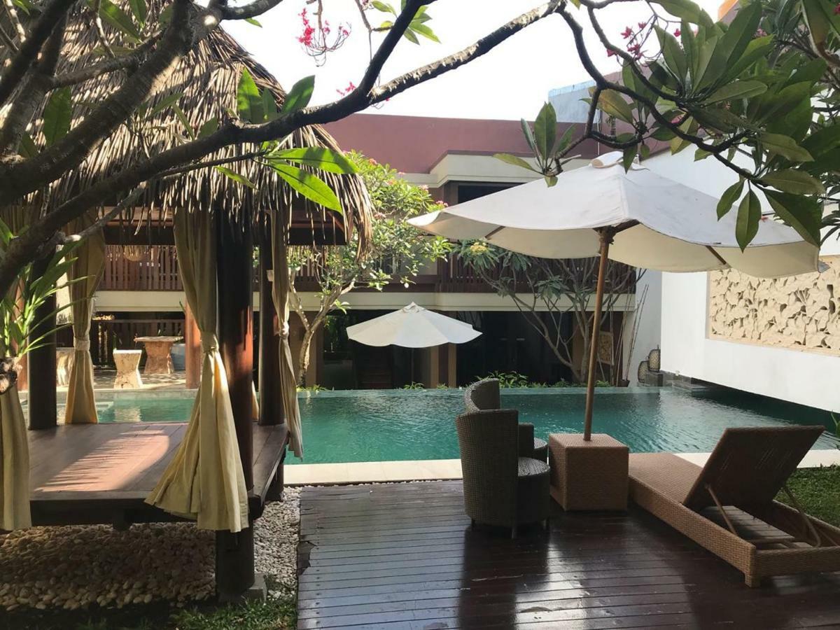 Narisha Guesthouse Kupang  Luaran gambar